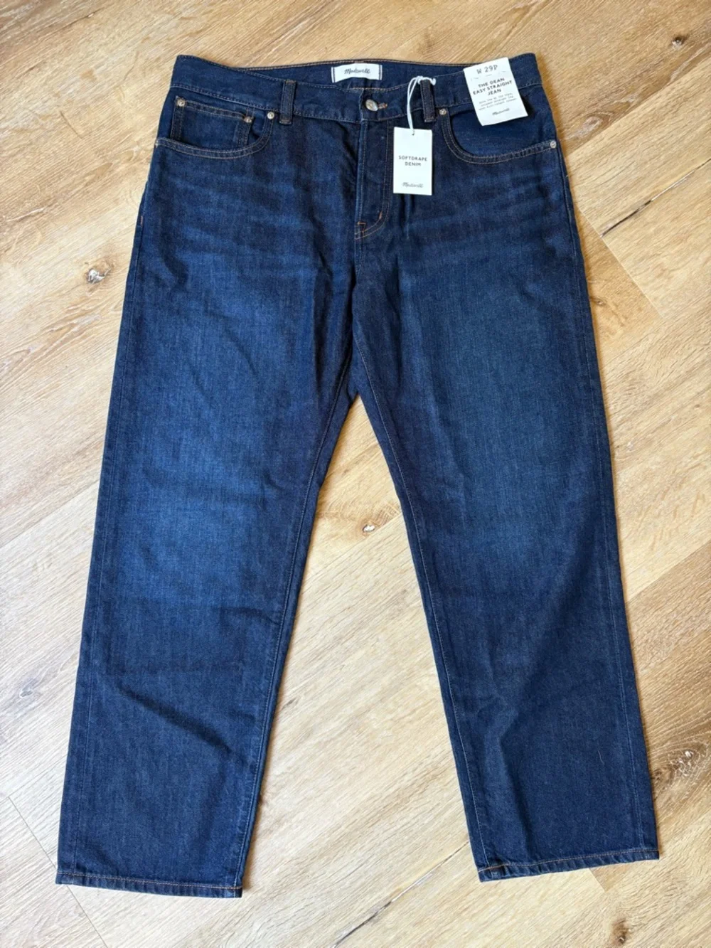 Madewell Petite Dean Easy Straight Jeans in Foundry Wash - Dark Blue